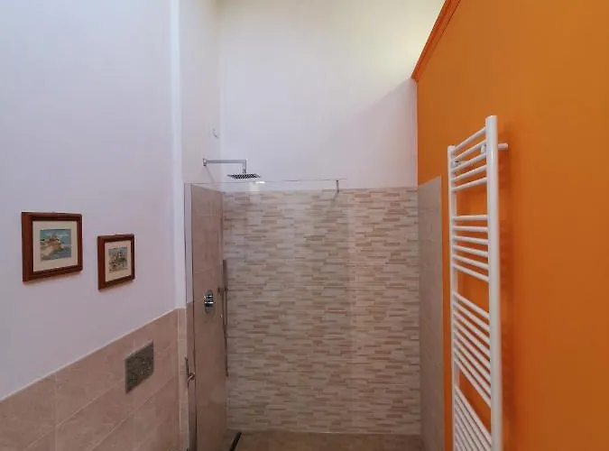 Sotto La Rocca Alloggio per agriturismo